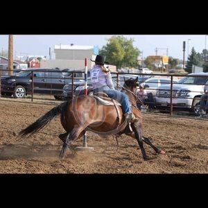 Meet your Posher, Brooke